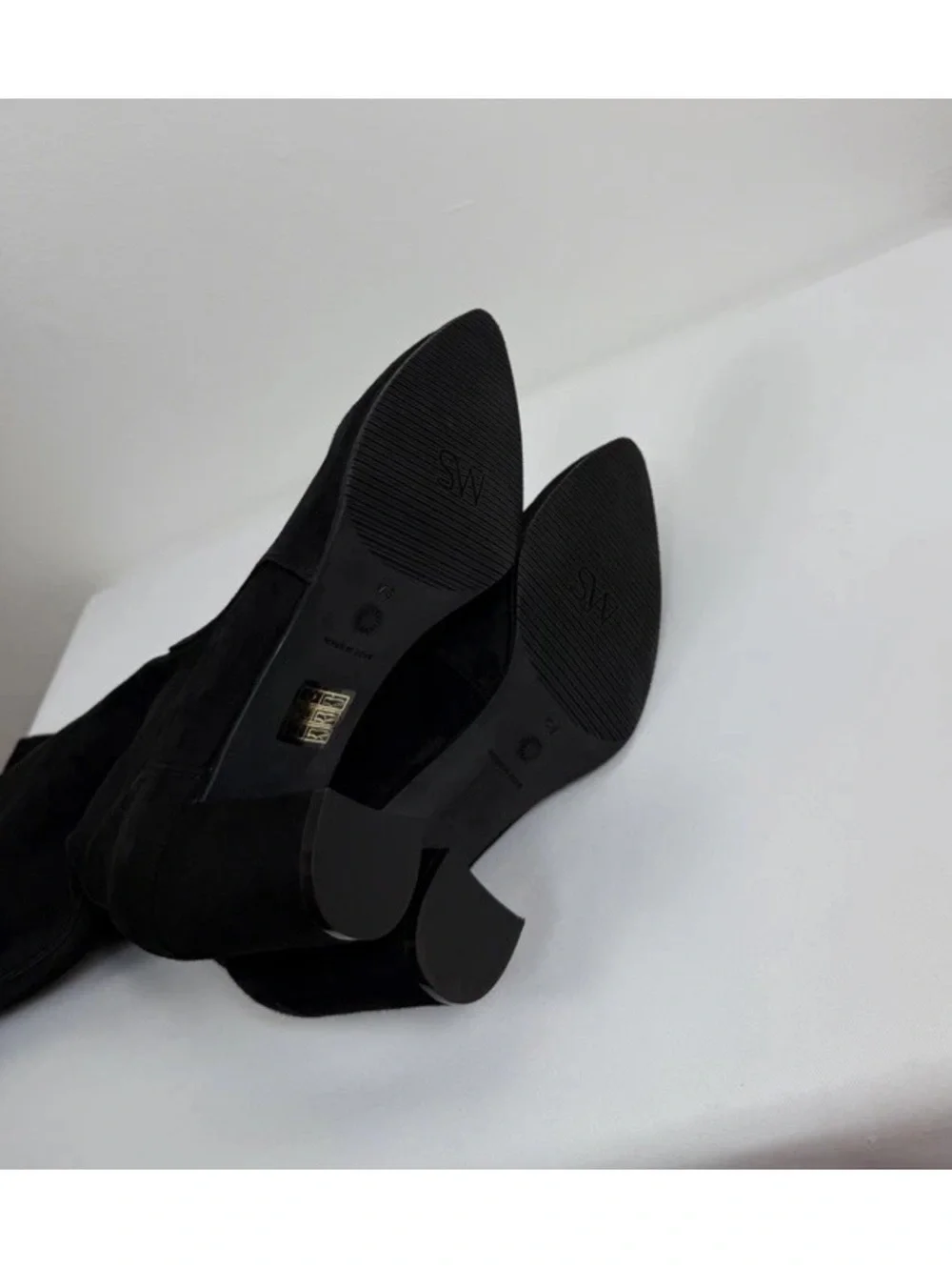 US 8.5 Sz 39 Spain Stuart Weitzman Boots Over Knee Suede Heel Almond Toe Black